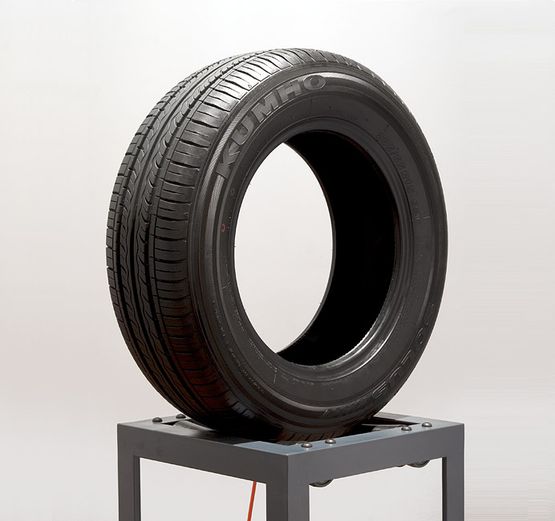 Endless Loop Kumho by Marley Dawson contemporary artwork Sculpture