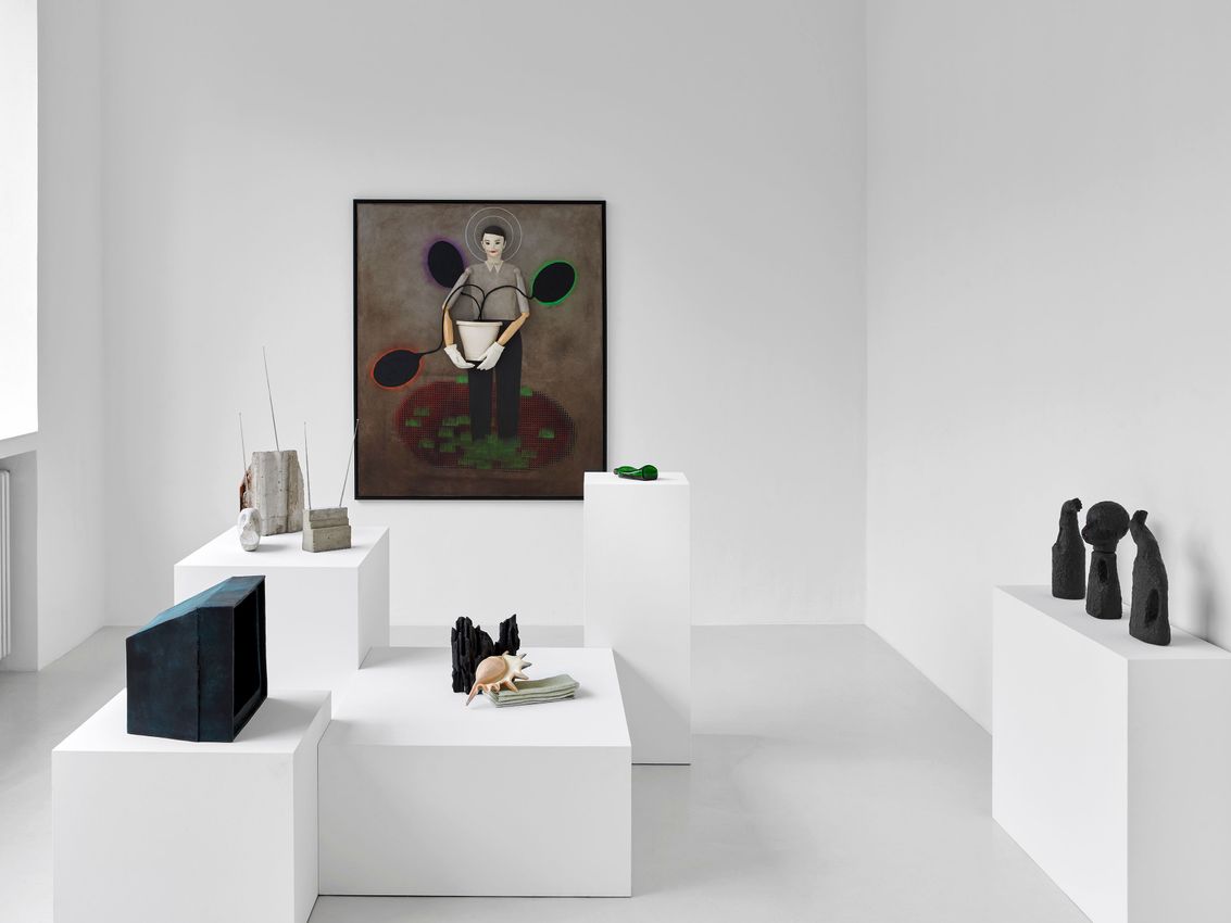 絵画 Golden Curtain (By Artist Nann Nann) Nan Goldin's Art For Sale, Exhibitions & Biography | Ocula Artist