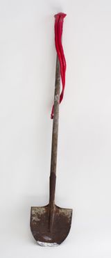 Spade by Caroline Rothwell contemporary artwork sculpture