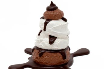 Claes Oldenburg contemporary artist