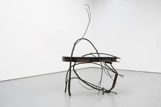 NAPOLEON A TROTINETTE by Vincent Dubourg contemporary artwork Sculpture