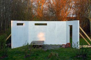 Contemporary art exhibition Ed Atkins 1 day in space at Gladstone Samseong-ro Seoul South Korea