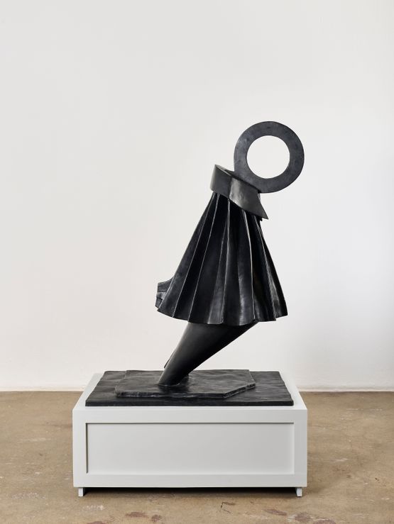 Washer by William Kentridge contemporary artwork Sculpture