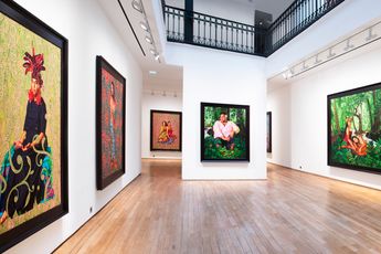 Contemporary art exhibition Kehinde Wiley Tahiti at Templon 28 Grenier Saint-Lazare Paris France