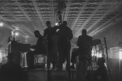 Roy DeCarava in New York A Jazz Photographer in Subject and Technique