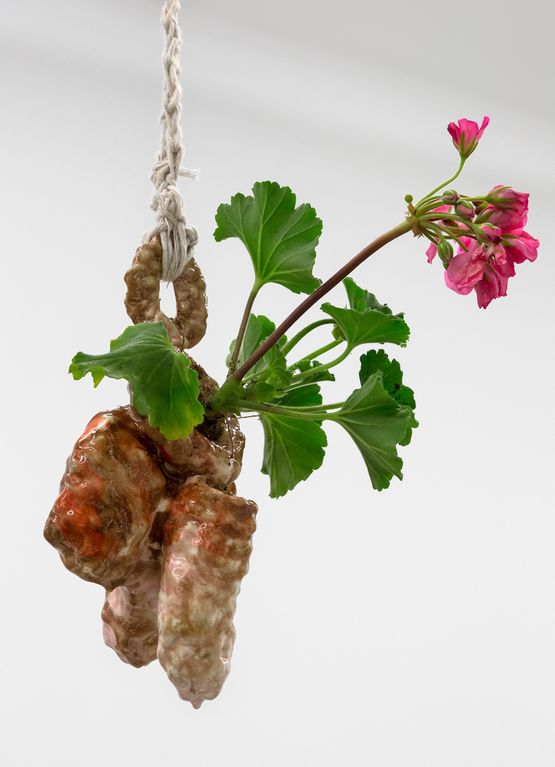 Bud Vase Sherbet by Christian Holstad contemporary artwork Sculpture