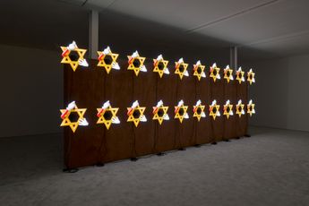 Contemporary art exhibition Jordan Wolfson ARTISTS FRIENDS RACISTS at Sadie Coles HQ Kingly Street London United Kingdom