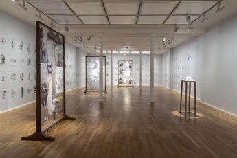 Contemporary art exhibition Jitish Kallat Echo Verse at Templon 30 rue Beaubourg Paris France