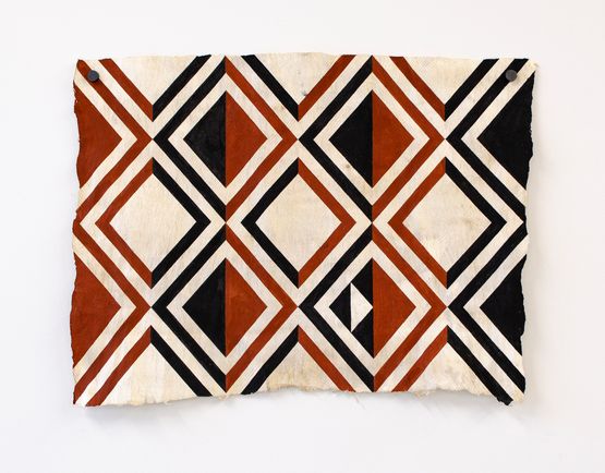 Te ia o te ao by Nikau Hindin contemporary artwork Textile