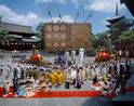 Monk Toji Temple Chief priest Takio Shrine Chief Piest Rokusonno Shrine Kyoto 2014 by Usami Masahiro contemporary artwork Photography