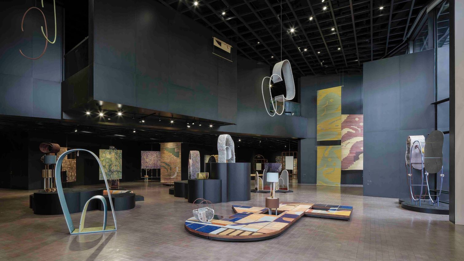 400 Works by the Late Suki Seokyeong Kang Donated to Ewha Womans University