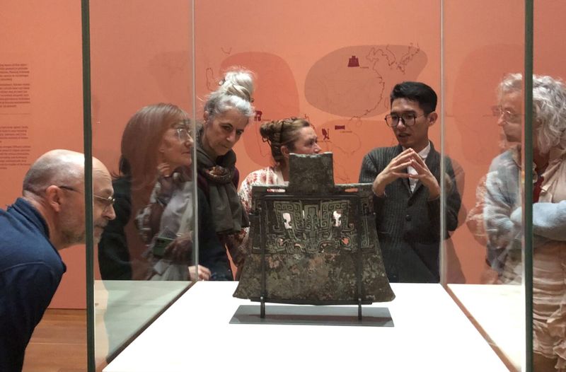 Smithsonian Names Rijksmuseums Ching-Ling Wang as Curator of Chinese Art