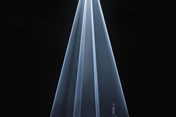 Anthony McCall contemporary artist