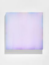 Farblichtung Violett hell mit mehrfarbigem Schattenrand by Sybille Pattscheck contemporary artwork sculpture