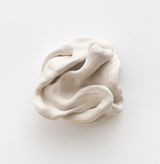 Punhado de inhame pilado A handful of pounded yam by Gabriella Marinho contemporary artwork sculpture