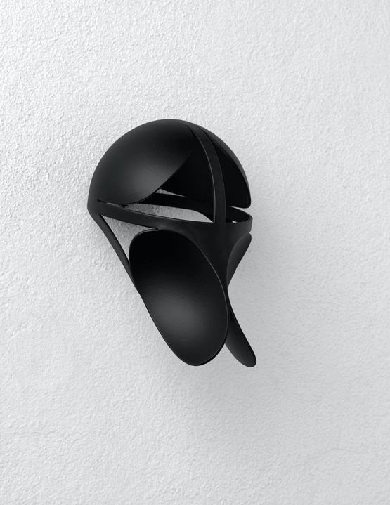 Coracao secreto V by Rui Chafes contemporary artwork Sculpture