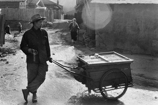 Seoul 1956-1963 by Han Youngsoo contemporary artwork Photography