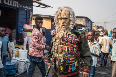 Francois Knoetze Wins SeMA-HANA Media Art Award