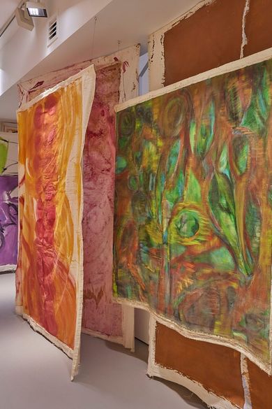 Vivian Suter's Painting Takes Over Gladstone's Space