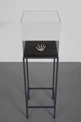 Fingertip Pearl by Dorothy Cross contemporary artwork sculpture