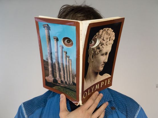 Bookmask Portrait 01 by Victor Del Oral contemporary artwork Photography