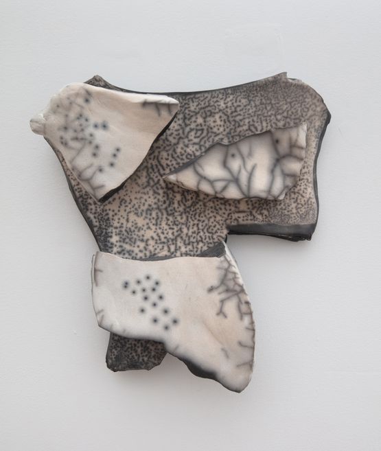 Untitled  Sem titulo by Luiz Roque contemporary artwork Sculpture