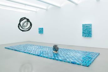 Contemporary art exhibition Jean-Michel Othoniel Dark Matters at Perrotin New York United States