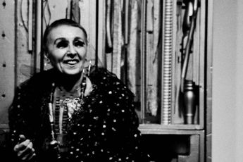 Louise Nevelson contemporary artist