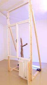 Noch immer warten auf bessere Aussichten by Linus Riepler contemporary artwork sculpture
