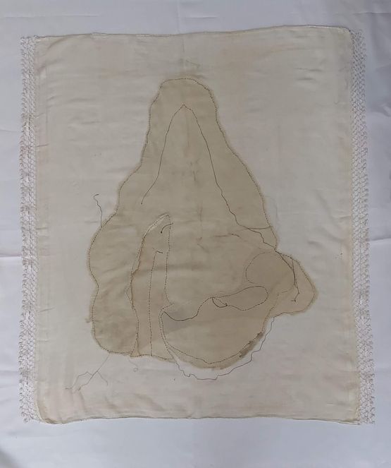 Yade Yldz by Fatos Irwen contemporary artwork Textile