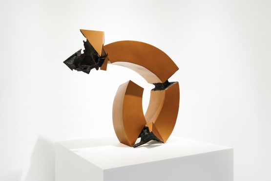 Sojourner-Dance by Tai-Jung Um contemporary artwork Sculpture