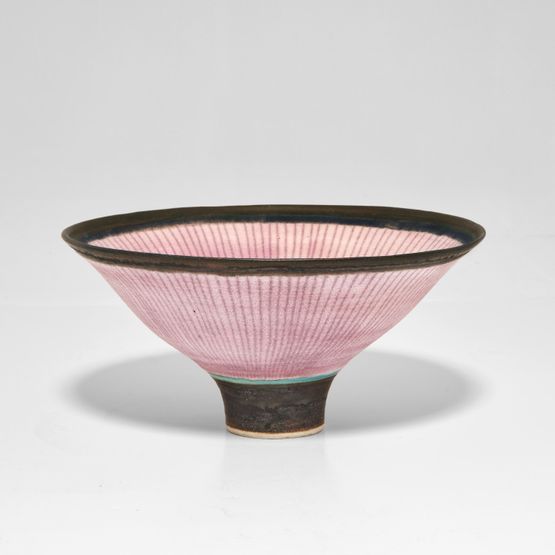 Pink Footed Bowl by Lucie Rie contemporary artwork Sculpture