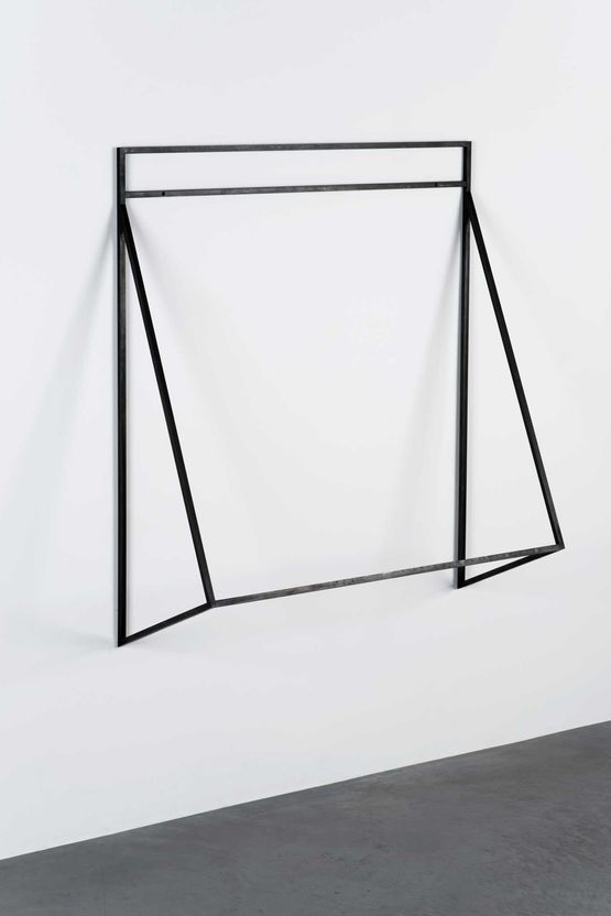 Midi Douze by Harold Ancart contemporary artwork Sculpture