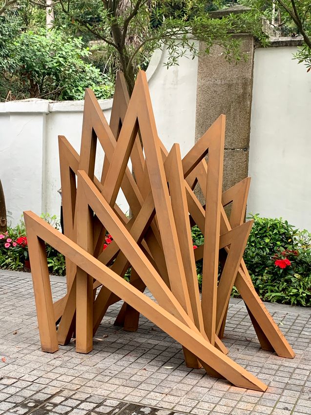 Bernar Venet