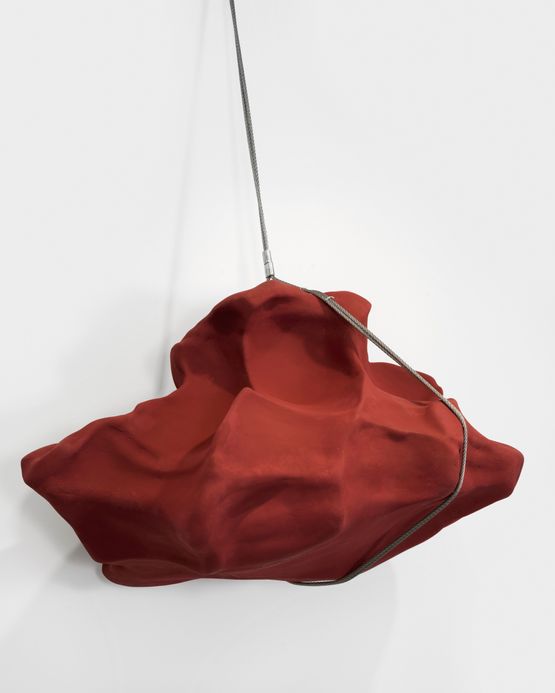 Avvolgere la terra - il colore nelle mani by Giuseppe Penone contemporary artwork Sculpture