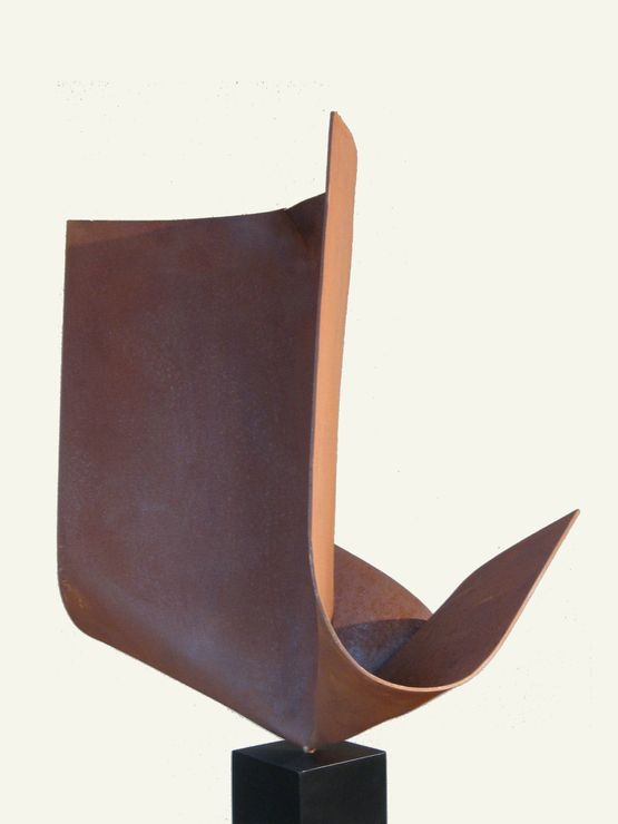 Figura No.2 by Francesco Moretti contemporary artwork Sculpture