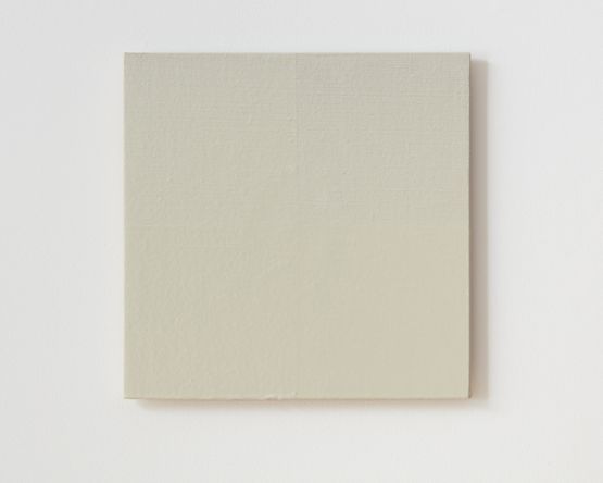 Colour light light grey by Simon Morris contemporary artwork Painting