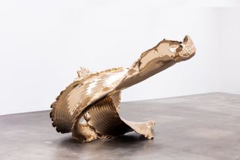 Lynda Benglis contemporary artist