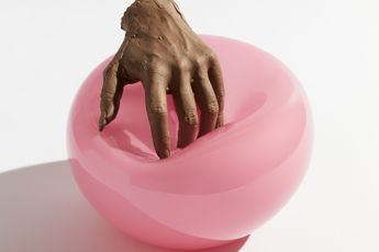Kelly Akashi contemporary artist