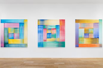 Contemporary art exhibition Bernard Frize Les 26 at Perrotin Paris Marais France