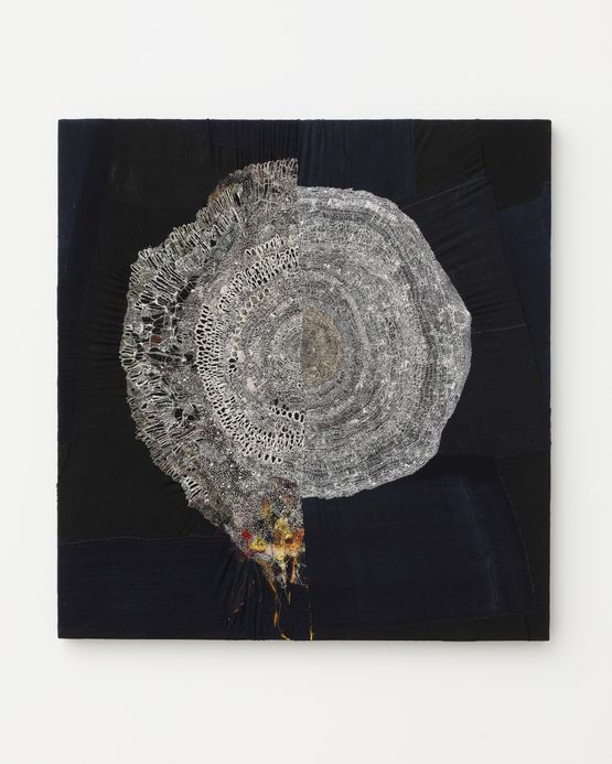 Intertwine 1 by Junko Oki contemporary artwork Textile