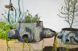 Entranas y labios entreabiertos by Rebeca Ramirez contemporary artwork sculpture