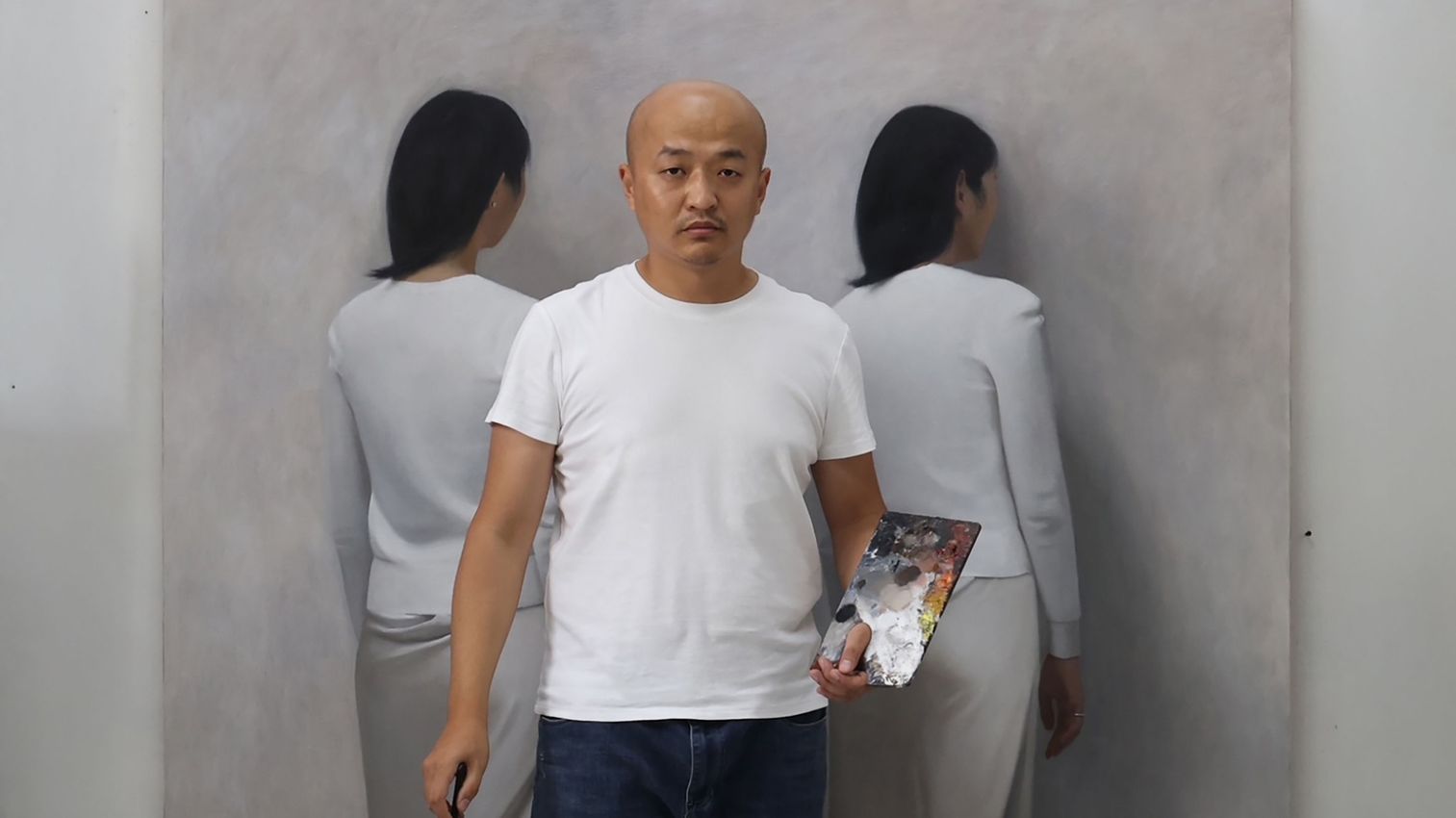 Beijing Artist Xue Ruozhe’s ‘Masterful Hand’ Joins Massimodecarlo