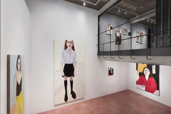 Contemporary art exhibition Chantal Joffe Teenagers at Lehmann Maupin Seoul South Korea