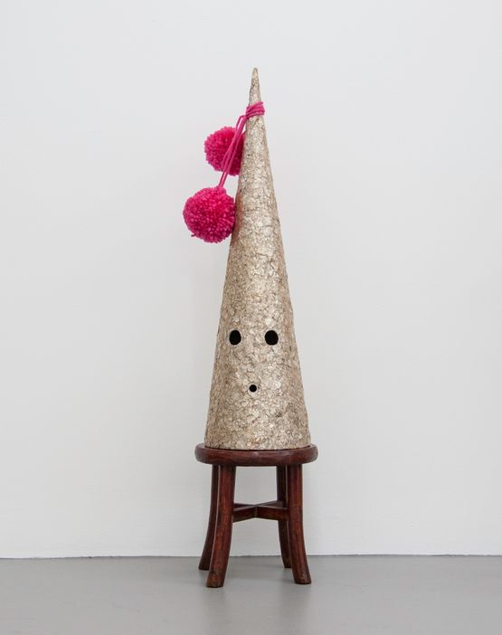ooh by NELL contemporary artwork Sculpture