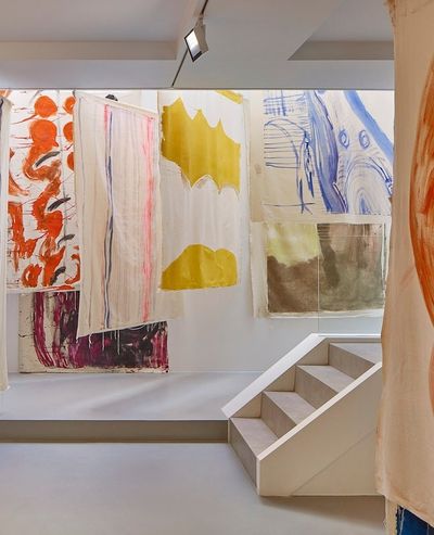 Vivian Suters Painting Takes Over Gladstones Space