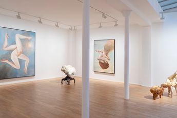 Contemporary art exhibition Oda Jaune Beyond Gravity at Templon 30 rue Beaubourg Paris France