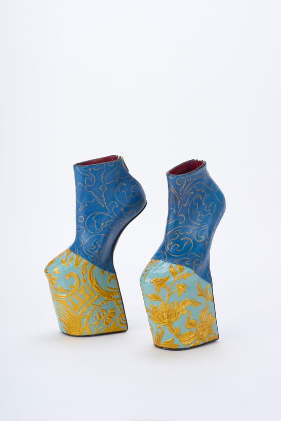 Noritaka Tatehana x Kinkarakami Institute   Heel-less Shoes by Noritaka Tatehana contemporary artwork Sculpture