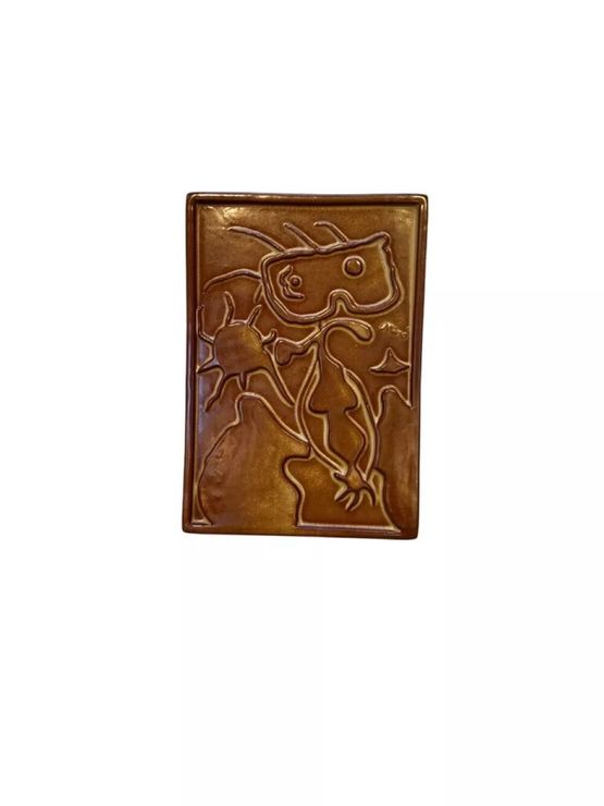 Relief XX Siecle n 4 1938 - 21.5 cm - glazed by Joan Miro contemporary artwork Sculpture