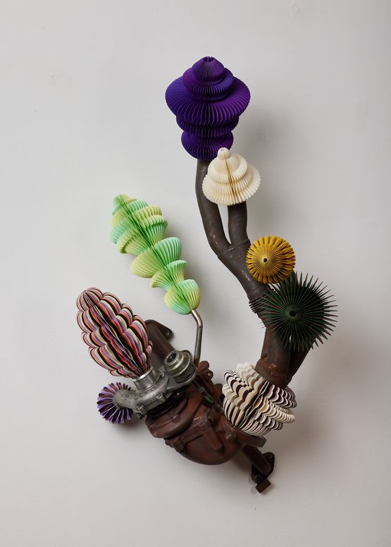 Absorption by Keita Miyazaki contemporary artwork Sculpture